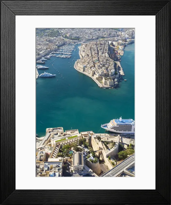 Framed Print : Malta, South Eastern Region, Valletta. Aerial view of Valletta, Grand Harbour and Senglea Framed Print : Malta, South Eastern Region, Valletta. Aerial view of Valletta, Grand Harbour and Senglea
