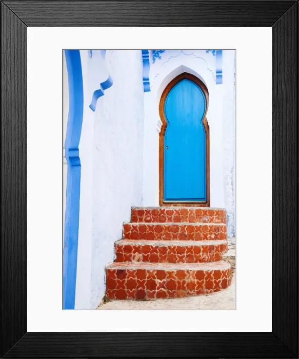 Framed Print : Blue-washed doors and streets of Chefchaouen, Morocco