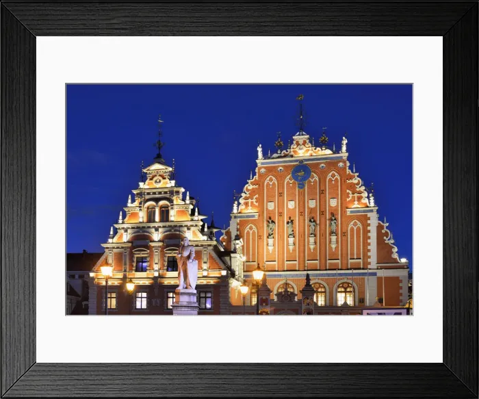 Framed Print : House of the Brotherhood of the Blackheads dating back to 1334, a Unesco World Heritage Framed Print : House of the Brotherhood of the Blackheads dating back to 1334, a Unesco World Heritage