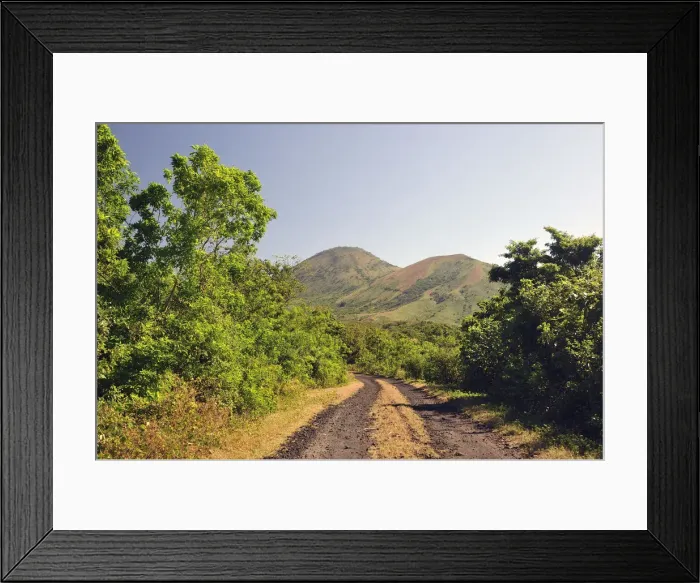 Framed Print : Dirt road in Leon, Nicaragua, Central America Framed Print : Dirt road in Leon, Nicaragua, Central America