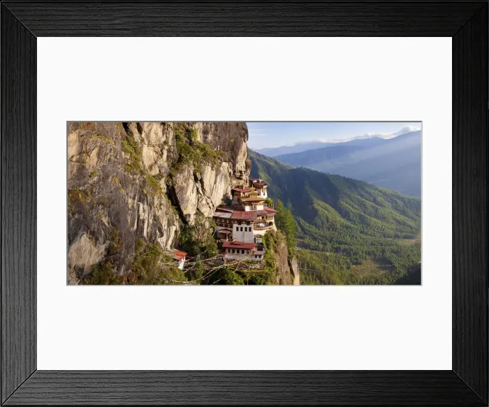 Framed Print : Tigers Nest (Taktsang Goemba), Paro Valley, Bhutan Framed Print : Tigers Nest (Taktsang Goemba), Paro Valley, Bhutan