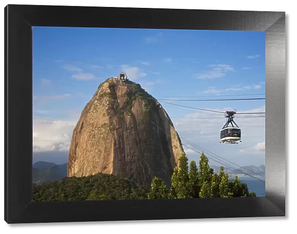 Brazil, Rio De Janeiro, Urca, Cable car at Sugar Loaf