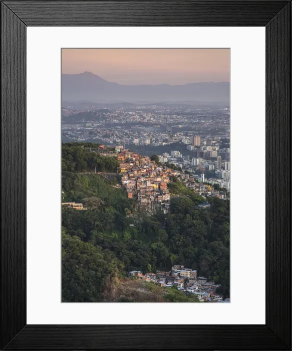 Framed Print : A favela in Rio de Janeiro, Brazil Framed Print : A favela in Rio de Janeiro, Brazil