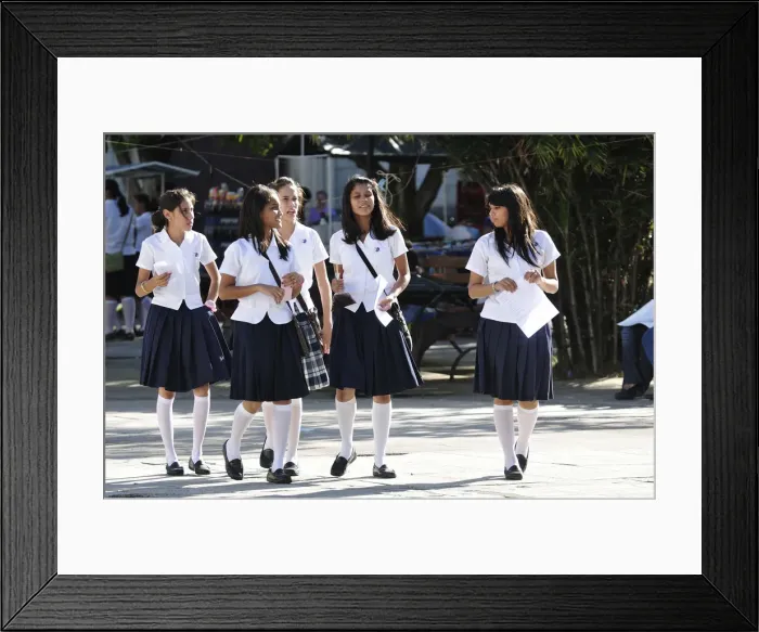 Framed Print : School girls in Leon, Nicaragua, Central America Framed Print : School girls in Leon, Nicaragua, Central America