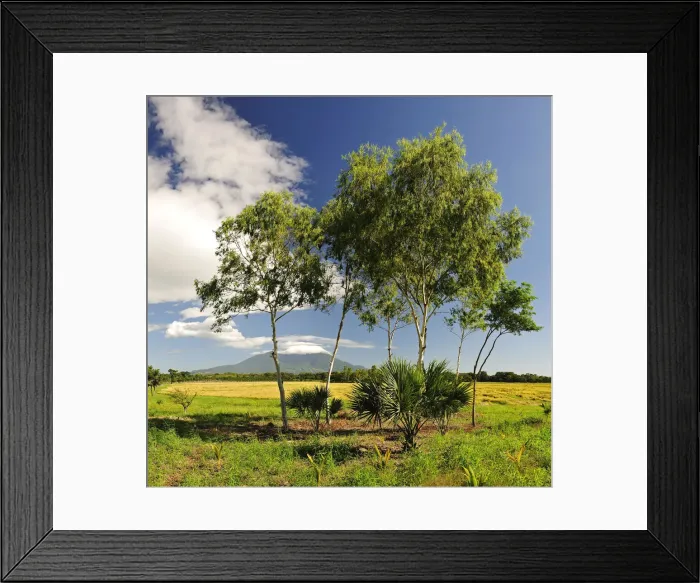 Framed Print : Volcan Mombadot near Granada, Nicaragua Framed Print : Volcan Mombadot near Granada, Nicaragua