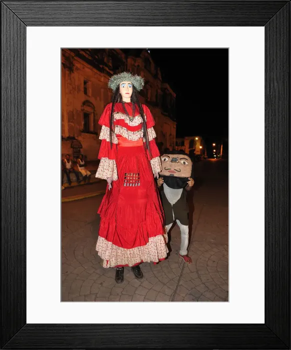 Framed Print : Kids with big puppet, Leon, Nicaragua, Central America Framed Print : Kids with big puppet, Leon, Nicaragua, Central America