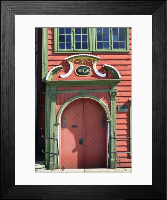 Framed Print : Old door in Bergens Old Town. Bergen, Norway Framed Print : Old door in Bergens Old Town. Bergen, Norway