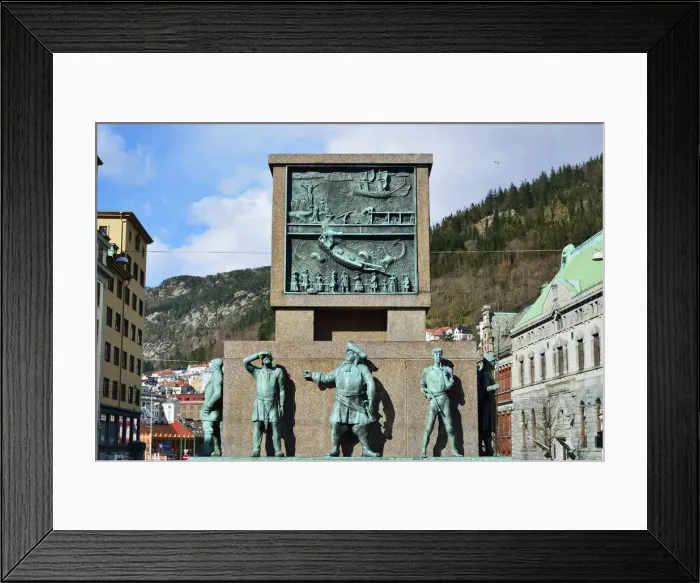 Framed Print : The Seamens Monument, created by the sculptor Dyre Vaa, in honour of Norwegian Framed Print : The Seamens Monument, created by the sculptor Dyre Vaa, in honour of Norwegian