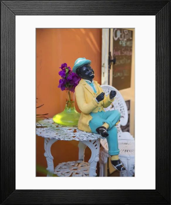 Framed Print : Curacao, Willemstad, Otrobanda, Bar at Kura Hulanda Hotel