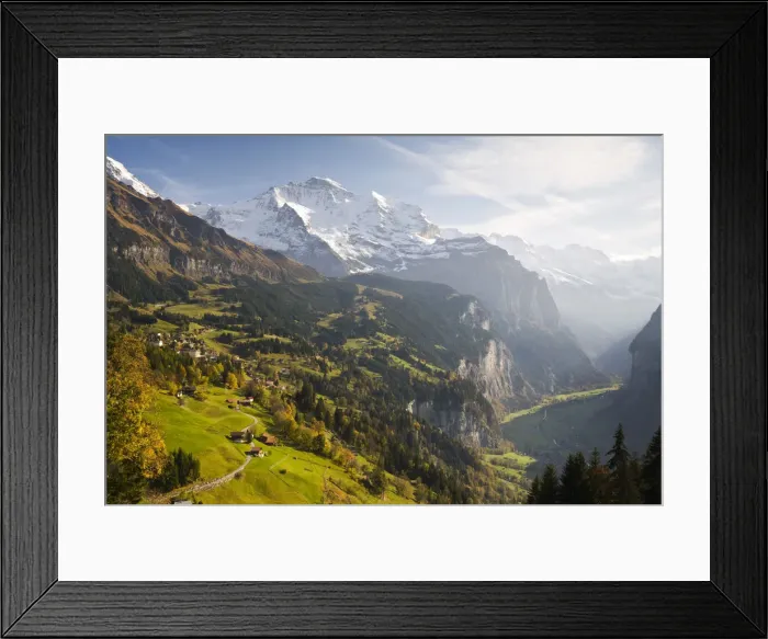 Framed Print : Wengen & Lauterbrunnen valley, Berner Oberland, Switzerland Framed Print : Wengen & Lauterbrunnen valley, Berner Oberland, Switzerland