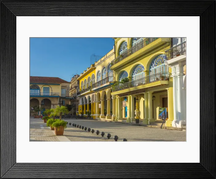 Framed Print : Cuba, Havana, La Habana Vieja, Plaza Vieja Framed Print : Cuba, Havana, La Habana Vieja, Plaza Vieja