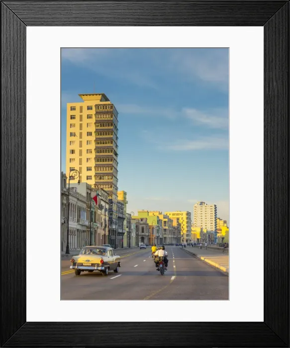 Framed Print : Cuba, Havana, The Malecon, Classic 1950s American Cars