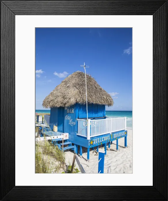 Framed Print : Cuba, Jardines del Rey, Cayo Guillermo, Playa Pilar, Thatched beach bar Coco Loco