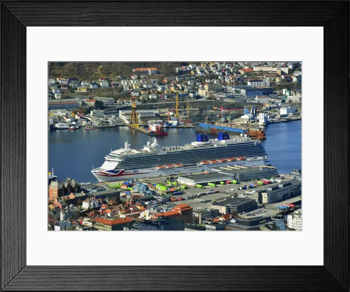 Framed Print : Cruise ship at the harbour. Bergen, Norway Framed Print : Cruise ship at the harbour. Bergen, Norway