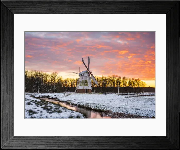 Framed Print : Witte Molen (White Mill) Dutch windmill in winter at sunset, Harn, Groningen, North Framed Print : Witte Molen (White Mill) Dutch windmill in winter at sunset, Harn, Groningen, North