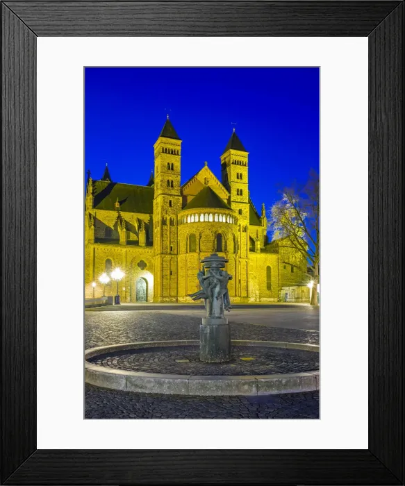 Framed Print : Sint Servsbasiliek on Vrijthof square at dusk, Mstricht, Limburg, Netherlands Framed Print : Sint Servsbasiliek on Vrijthof square at dusk, Mstricht, Limburg, Netherlands