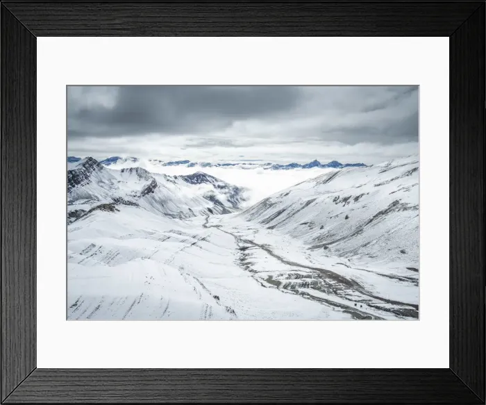 Framed Print : Trail leading through snow covered valley to Rainbow Mountain, Uchullujllo, Pitumarca Framed Print : Trail leading through snow covered valley to Rainbow Mountain, Uchullujllo, Pitumarca