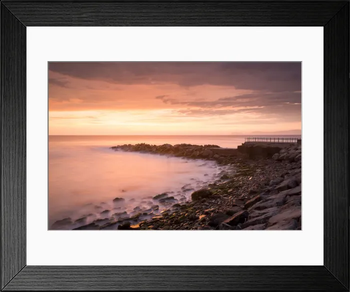 Framed Print : Playa Waikiki, Miraflores, Lima, Peru Framed Print : Playa Waikiki, Miraflores, Lima, Peru