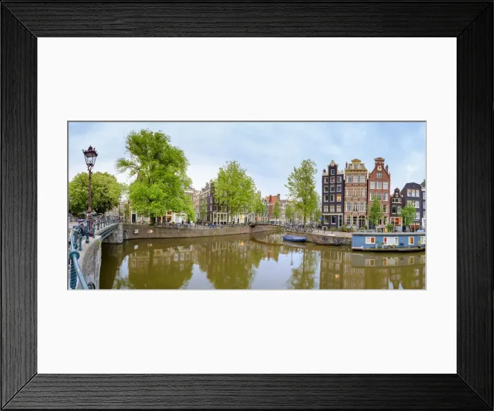 Framed Print : Intersection of the Herngracht with the Brouwersgracht at dusk, Amsterdam, North Holland Framed Print : Intersection of the Herngracht with the Brouwersgracht at dusk, Amsterdam, North Holland