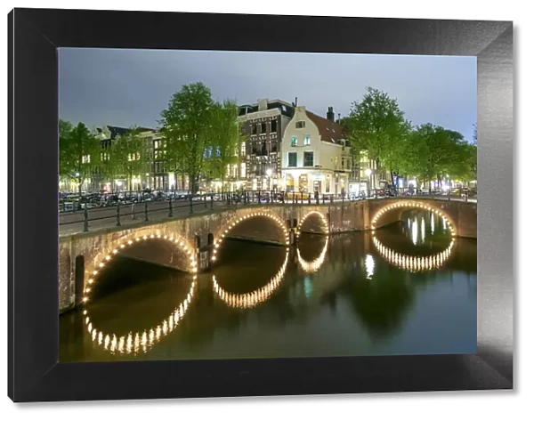 Intersection of Keizersgracht and Leliegracht at night, Amsterdam, North Holland