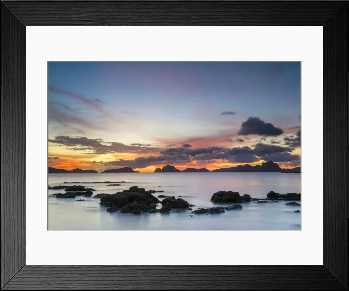 Framed Print : Colorful sunset over Bacuit Bay at Marimegmeg Beach, El Nido, Palawan, Philippines Framed Print : Colorful sunset over Bacuit Bay at Marimegmeg Beach, El Nido, Palawan, Philippines