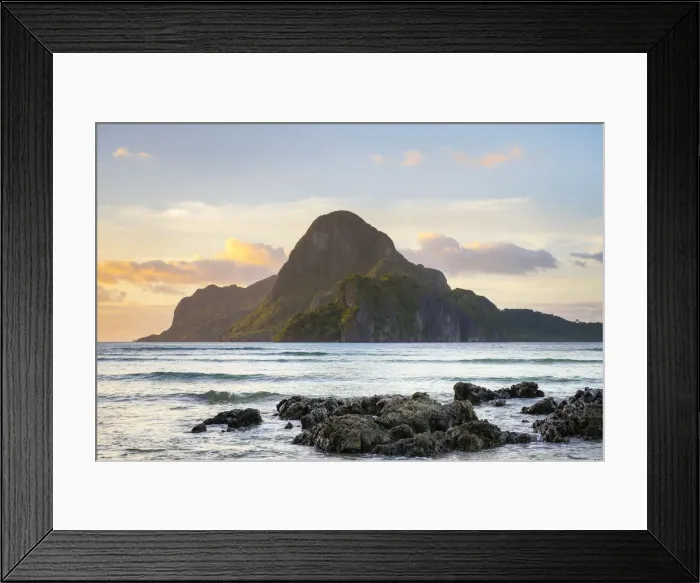 Framed Print : Cadlao Island on Bacuit Bay at sunset seen from Caalan Beach, El Nido, Palawan Framed Print : Cadlao Island on Bacuit Bay at sunset seen from Caalan Beach, El Nido, Palawan