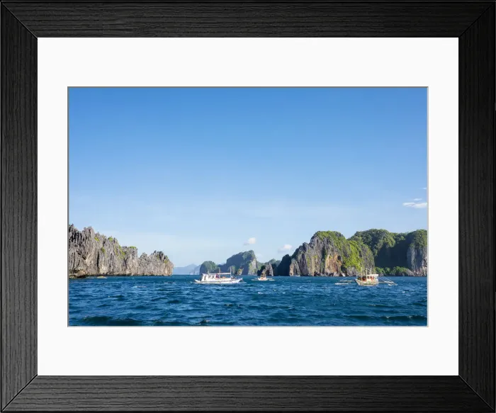 Framed Print : Islands and boats on Bacuit Bay, El Nido, Palawan, Philippines