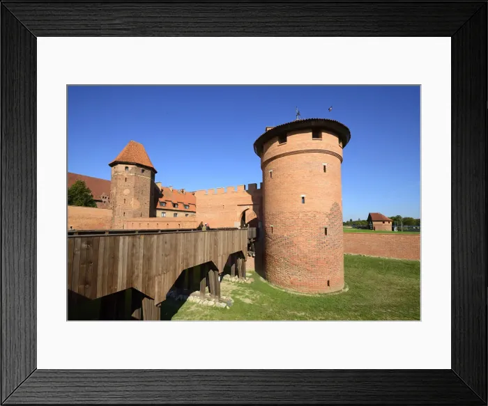 Framed Print : The 13th century Malbork Castle, founded by the Knights of the Teutonic Order, a Unesco Framed Print : The 13th century Malbork Castle, founded by the Knights of the Teutonic Order, a Unesco