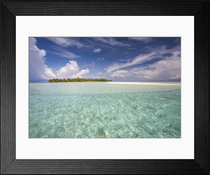 Framed Print : Cook Islands, Aitutaki Atoll, Tropical island and beach Framed Print : Cook Islands, Aitutaki Atoll, Tropical island and beach