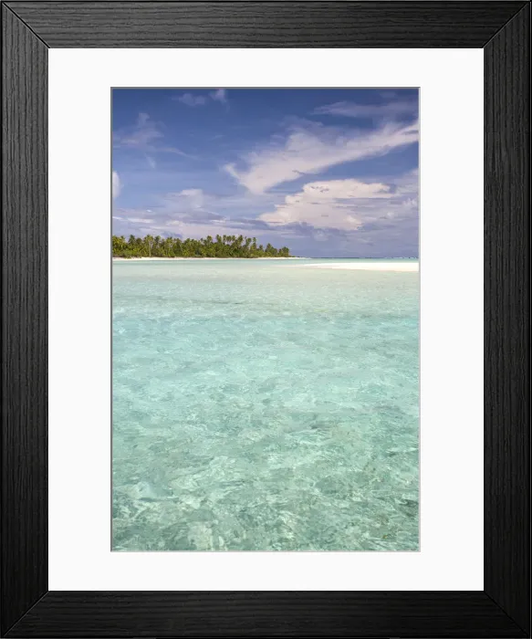 Framed Print : Cook Islands, Aitutaki Atoll, Tropical island and beach Framed Print : Cook Islands, Aitutaki Atoll, Tropical island and beach