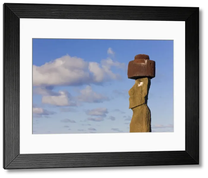 Framed Print : Chile, Rapa Nui, Easter Island, Moai statue Ahu Ko Te riku, the only topknotted Framed Print : Chile, Rapa Nui, Easter Island, Moai statue Ahu Ko Te riku, the only topknotted