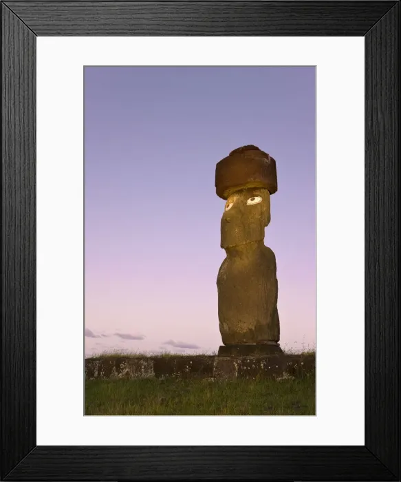 Framed Print : Chile, Rapa Nui, Easter Island, Moai statue Ahu Ko Te riku, the only topknotted Framed Print : Chile, Rapa Nui, Easter Island, Moai statue Ahu Ko Te riku, the only topknotted