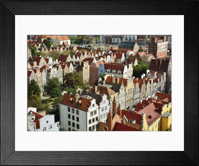 Framed Print : Traditional houses in the Old Town, Gdansk. Poland Framed Print : Traditional houses in the Old Town, Gdansk. Poland