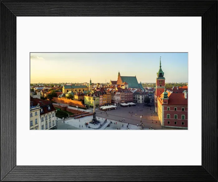 Framed Print : Poland, Masovian Voivodeship, Warsaw, Old Town, Elevated view of the Castle Square Framed Print : Poland, Masovian Voivodeship, Warsaw, Old Town, Elevated view of the Castle Square