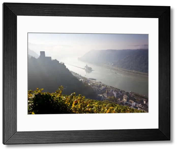 Framed Print : Kaub, Gutenfels Castle & Hillesheim Vineyard, Rhine valley, Germany Framed Print : Kaub, Gutenfels Castle & Hillesheim Vineyard, Rhine valley, Germany