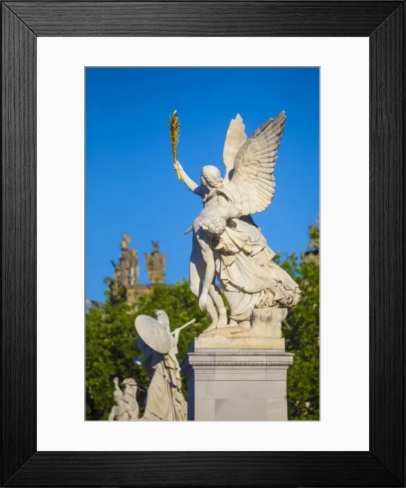 Framed Print : Schlossbrucke, Unter den Linden, Berlin, Germany