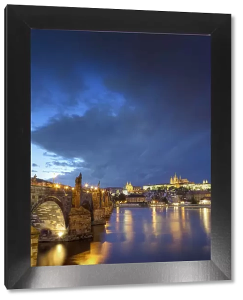 Czech Republic, Prague, Stare Mesto (Old Town), Charles Bridge, Hradcany Castle and St