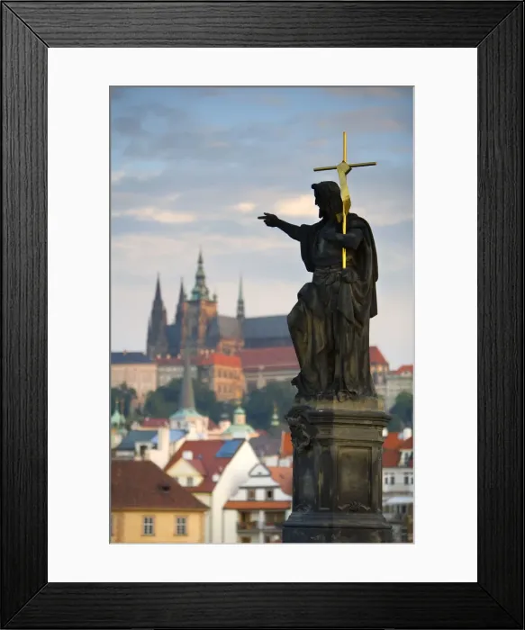 Framed Print : Charles Bridge & St. Vitus cathedral, Prague, Czech Republic Framed Print : Charles Bridge & St. Vitus cathedral, Prague, Czech Republic