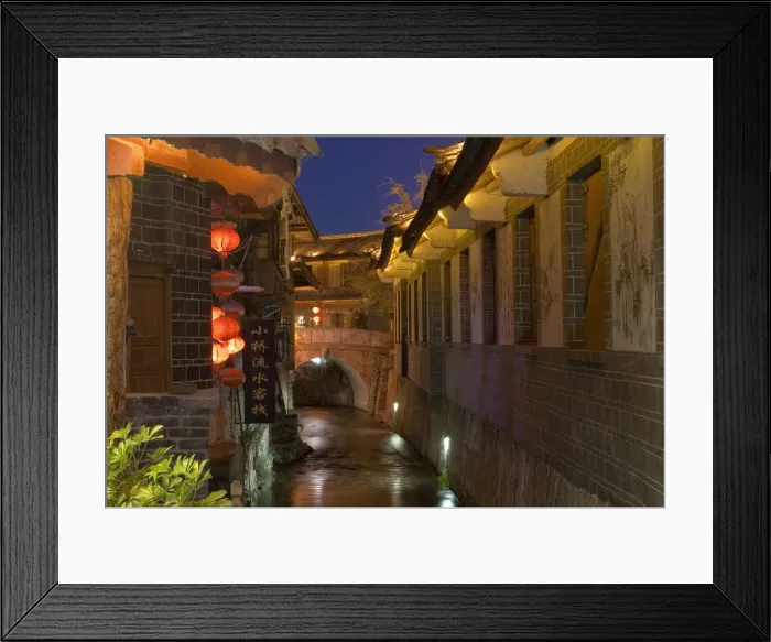 Framed Print : UNESCO Old Town of Lijiang, Yunnan Province, China Framed Print : UNESCO Old Town of Lijiang, Yunnan Province, China