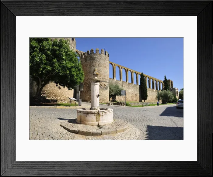 Framed Print : The old aqueduct of the walled village of Serpa. Alentejo, Portugal