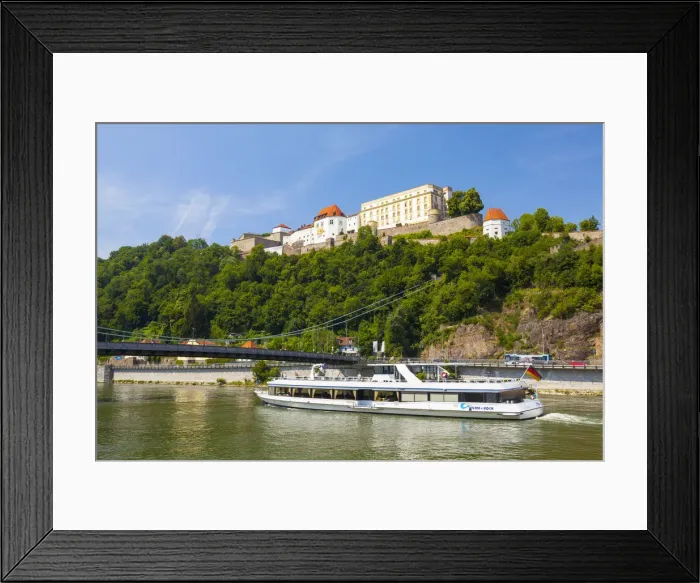Framed Print : Luitpold Bridge across Danube River with Fortress Oberhaus, Veste Oberhaus, Passau Framed Print : Luitpold Bridge across Danube River with Fortress Oberhaus, Veste Oberhaus, Passau