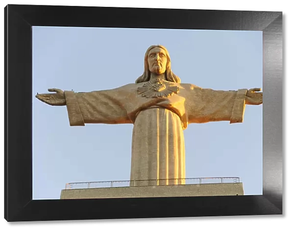Cristo Rei (King Christ), 246 feet high, the most visited site in the region, overlooking