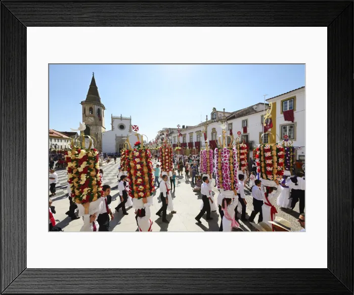 Framed Print : The Festa dos Tabuleiros (Festival of the Trays) in Tomar Framed Print : The Festa dos Tabuleiros (Festival of the Trays) in Tomar