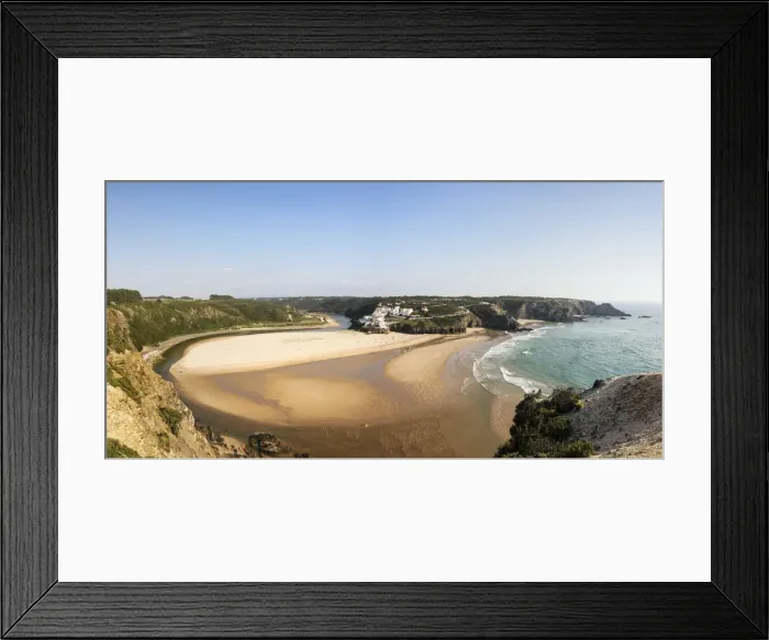 Framed Print : Odeceixe beach in the Costa Vicentina. Algarve, Portugal