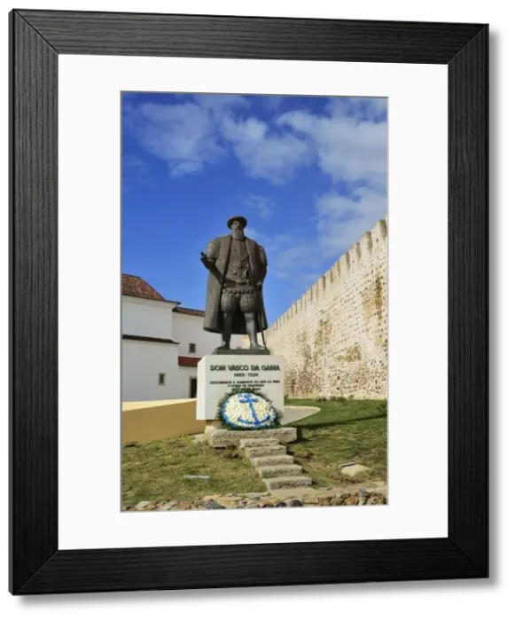 Framed Print : Statue of Vasco da Gama in his birthplace of Sines Framed Print : Statue of Vasco da Gama in his birthplace of Sines