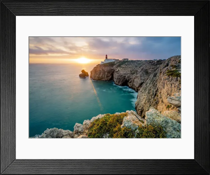 Framed Print : Cabo de Sao Vicente (Cape St. Vincent), Sagres, Algarve, Portugal Framed Print : Cabo de Sao Vicente (Cape St. Vincent), Sagres, Algarve, Portugal