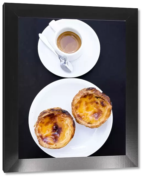 Europe, Portugal, Lisbon, Pastel de Belem and coffee - Portuguese custard tarts