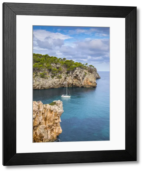 Framed Print : Cala De Deia, Serra de Tramuntana, Mallorca (Majorca), Balearic Islands, Spain
