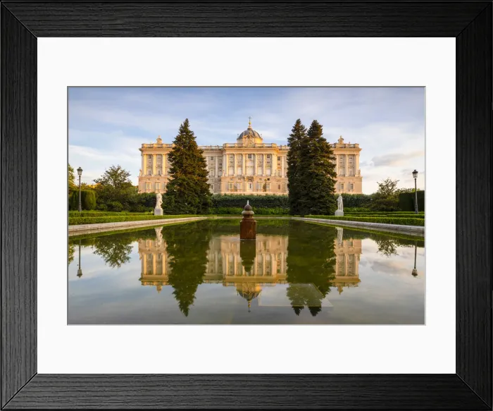 Framed Print : The Exterior of The Royal Palace from the Sabatini Gardens, Madrid, Spain Framed Print : The Exterior of The Royal Palace from the Sabatini Gardens, Madrid, Spain