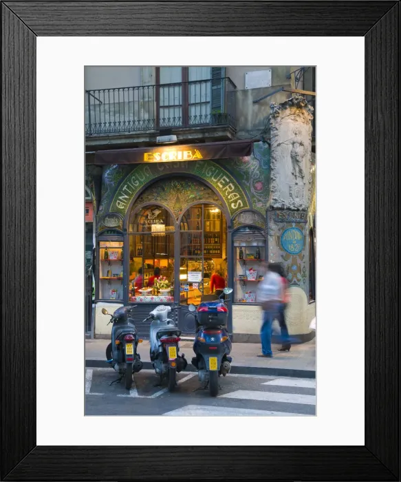 Framed Print : Spain, Barcelona, La Rambla, Shop Framed Print : Spain, Barcelona, La Rambla, Shop